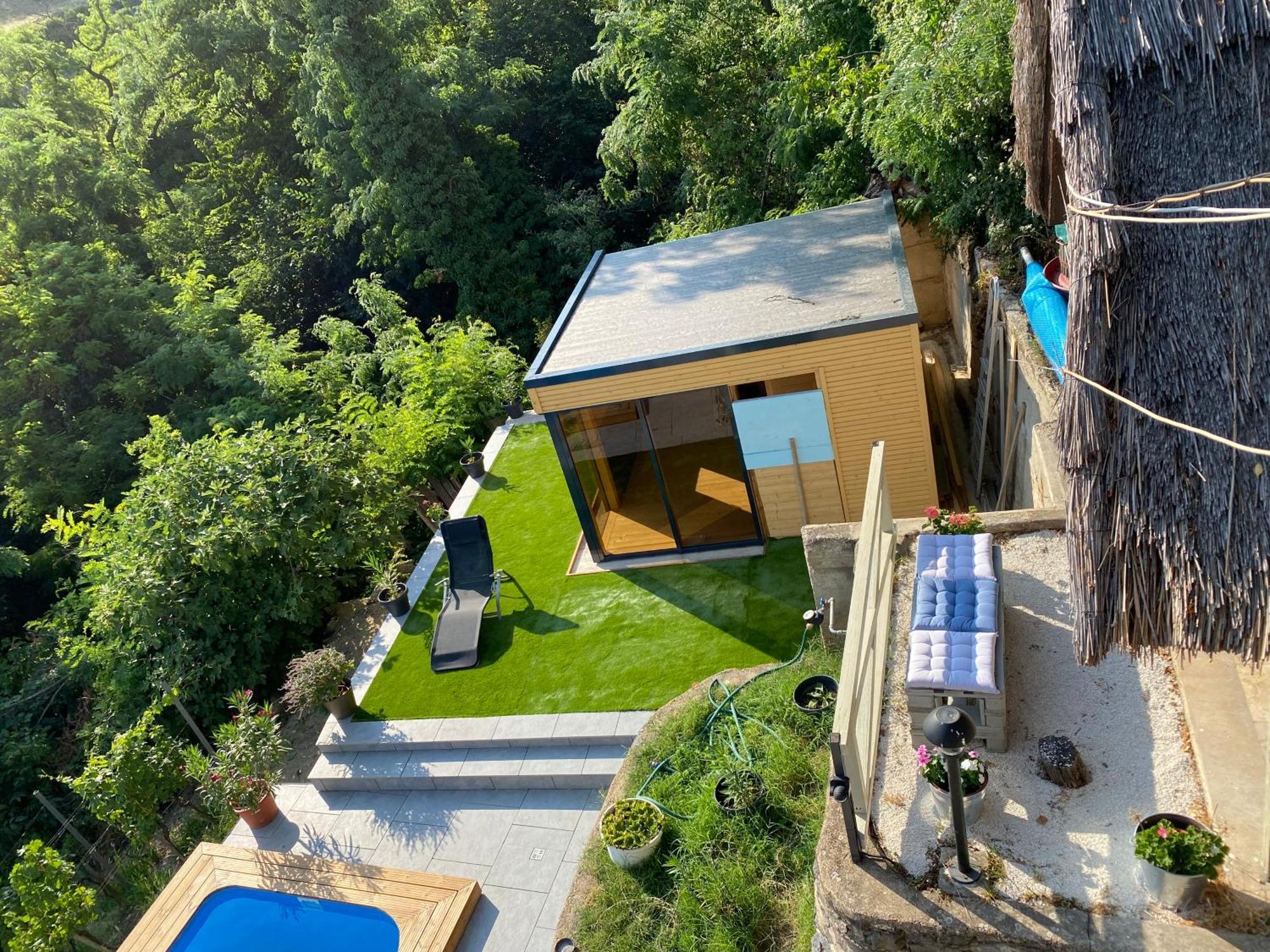 Panorama Apartmanhaz Badacsonytomaj Exterior foto